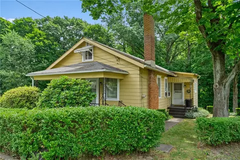 2421 Steffin Hill Rd, Beaver Falls, PA 15010