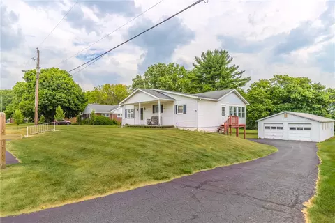 132 Aiken Ave, Somerset, PA 15501