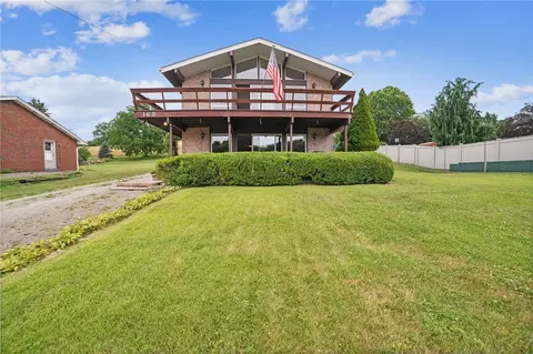 163 Broadlawn Dr, Elizabeth, PA 15037