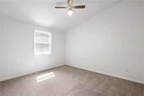 Bedroom - 6918 Spring Valley Ln, Export, PA 15632 photo 4 of 5