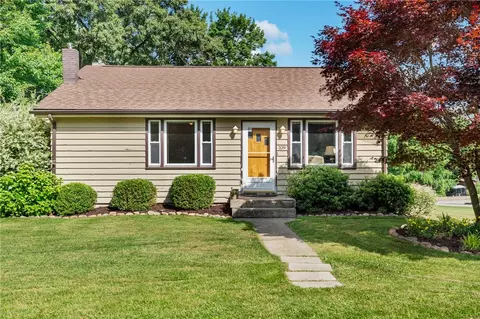 109 Harvey Ln, Aliquippa, PA 15001