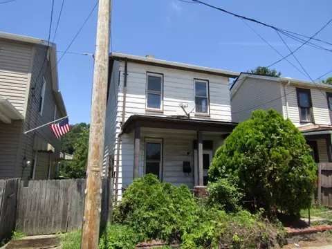 228 Pine St, Mckeesport, PA 15132