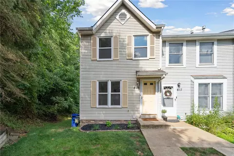 815 Elm Ct, Oakdale, PA 15071