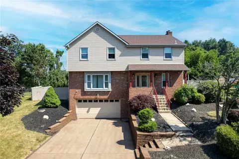 5015 Julia Ln, Mckees Rocks, PA 15136
