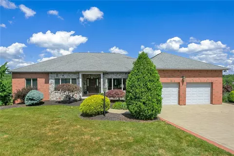 1312 Pinecrest Dr, Latrobe, PA 15650