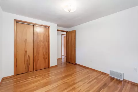 196 Mcdevitt Rd, Beaver Falls, PA 15010 photo 25