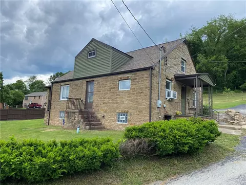 105 Hickory Hl, Latrobe, PA 15650