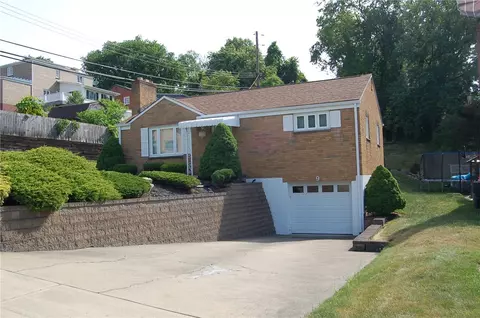 9 Ryan Dr, Pittsburgh, PA 15220