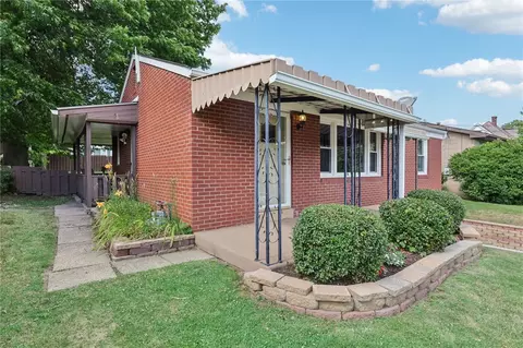 103 Arthur St, Zelienople, PA 16063