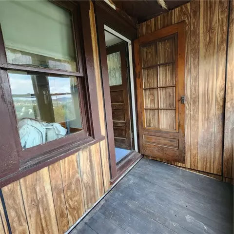 Exterior - 816 Spring St, Braddock, PA 15104 photo 2 of 3