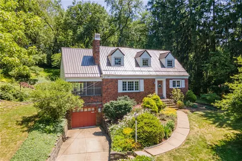 319 Brookside Blvd, Pittsburgh, PA 15241