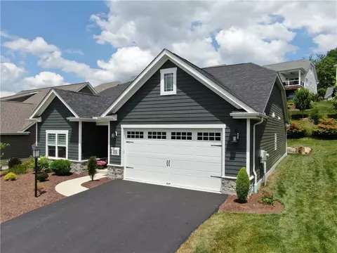 312 Maid Marion Ln, Canonsburg, PA 15317