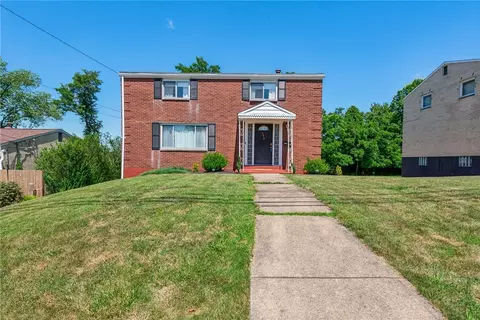 156 Laurie Dr, Pittsburgh, PA 15235