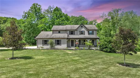 132 Presidents Dr, Ligonier, PA 15658