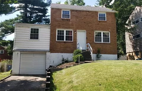 160 Lynnwood Dr, Pittsburgh, PA 15235