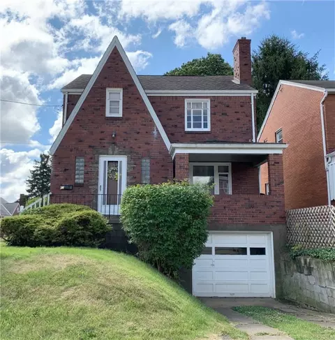 201 Harden Ave, Duquesne, PA 15110