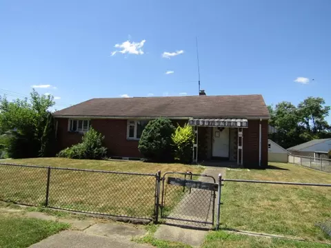11 Raymond St, Dravosburg, PA 15034