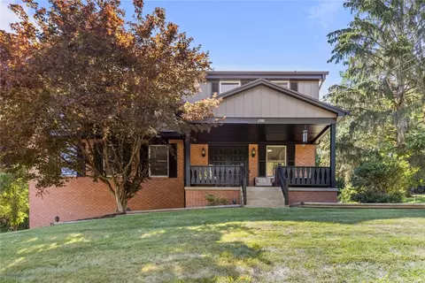 1301 Chartwell Dr, Pittsburgh, PA 15241