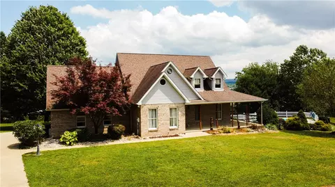 1006 Marjorie Ann Dr, Latrobe, PA 15650