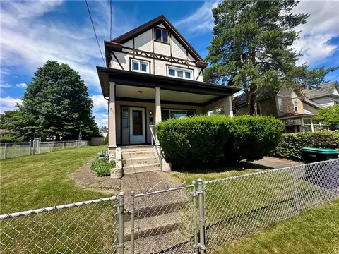 741 Frederick St, Mckees Rocks, PA 15136