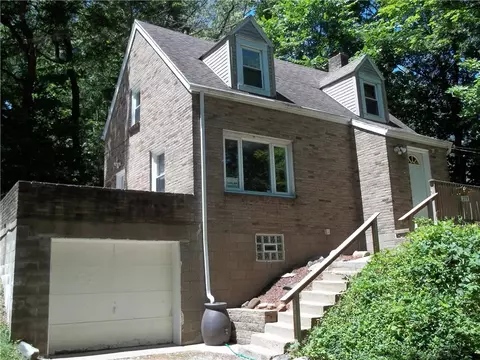 279 Mccoy Rd, Mckees Rocks, PA 15136