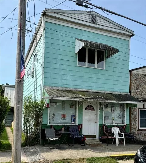 402 Indiana Ave, Avonmore, PA 15618
