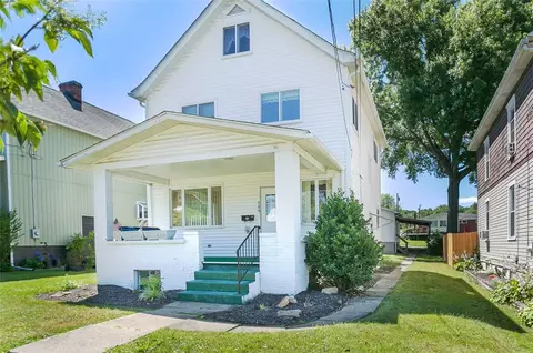 209 N 6th St, Youngwood, PA 15697