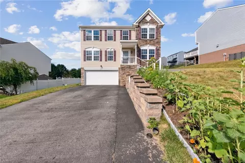 2361 Haflinger Dr, Irwin, PA 15642