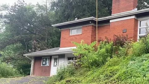 3237 Jacks Run Rd, White Oak, PA 15131