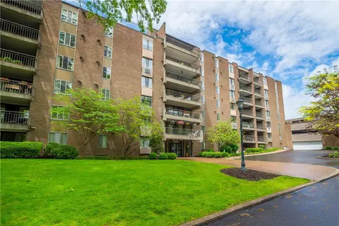 201 Grant St #309, Sewickley, PA 15143