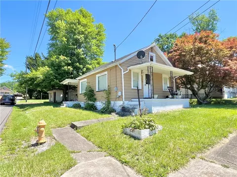 312 Fern St, New Castle, PA 16101
