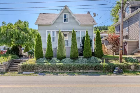915 Barn St, Hooversville, PA 15936