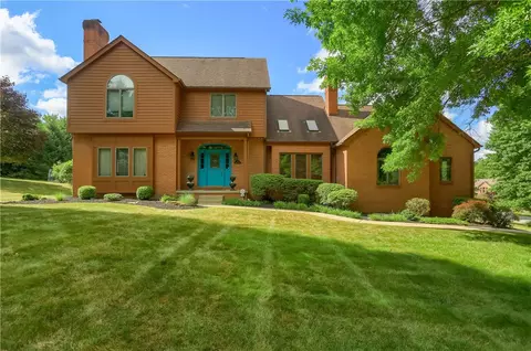 90 Primrose Cir, Butler, PA 16002