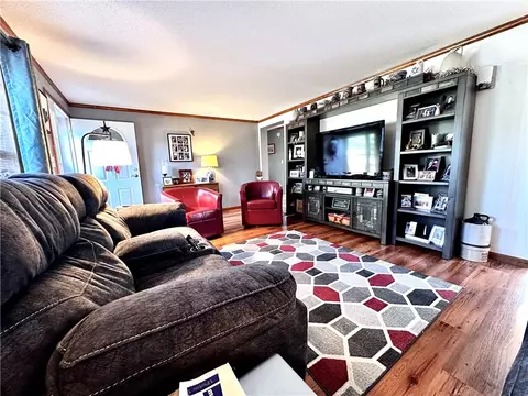 Living - 103 Braddock Rd, Smithfield, PA 15478 photo 1 of 5
