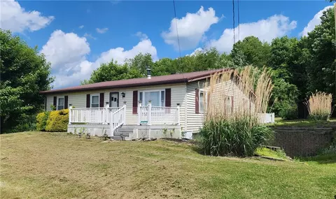 419 Hamill Rd, Indiana, PA 15701