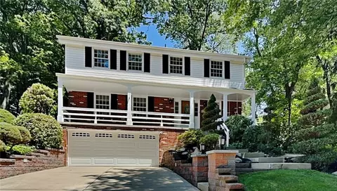 592 Olive St, Pittsburgh, PA 15237
