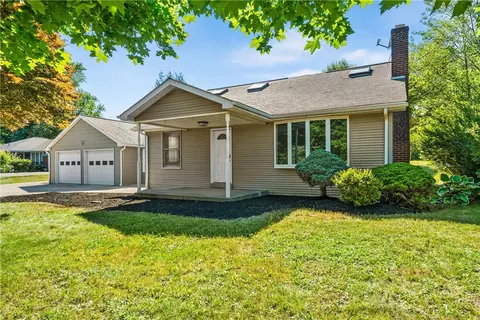 636 Frankfort Rd, Monaca, PA 15061