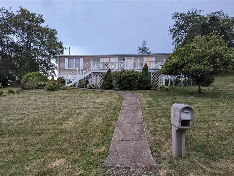 11 Dearth Ln, Uniontown, PA 15401 15 Photos Movoto