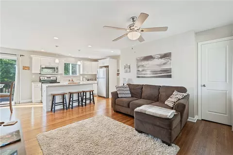105 Elm Dr, Monaca, PA 15061 photo 6