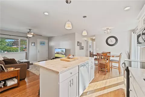 105 Elm Dr, Monaca, PA 15061 photo 12