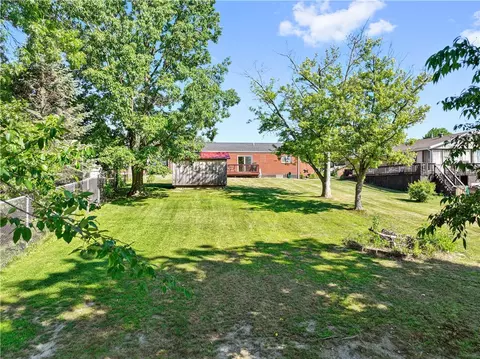 105 Elm Dr, Monaca, PA 15061 photo 2