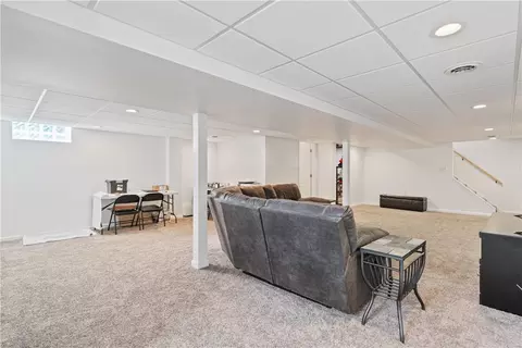 105 Elm Dr, Monaca, PA 15061 photo 23
