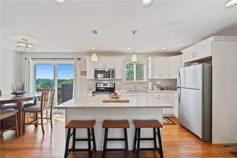 105 Elm Dr, Monaca, PA 15061 photo 9