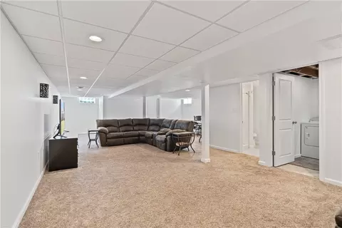 105 Elm Dr, Monaca, PA 15061 photo 25