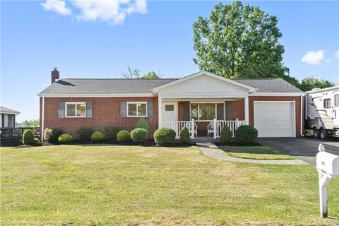 105 Elm Dr, Monaca, PA 15061