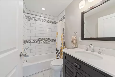 105 Elm Dr, Monaca, PA 15061 photo 22