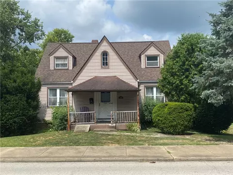 305 N Water St, West Newton, PA 15089