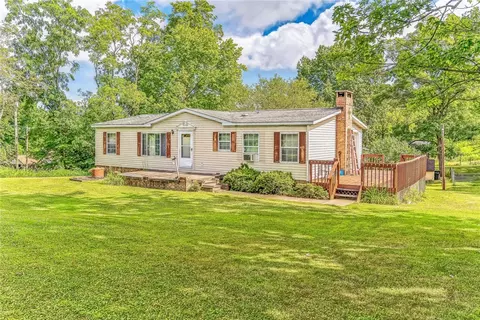 114 Kountz Ln, Freeport, PA 16229