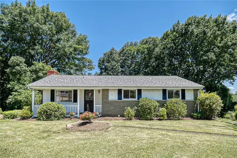 332 Holly Hill Dr, Pittsburgh, PA 15237