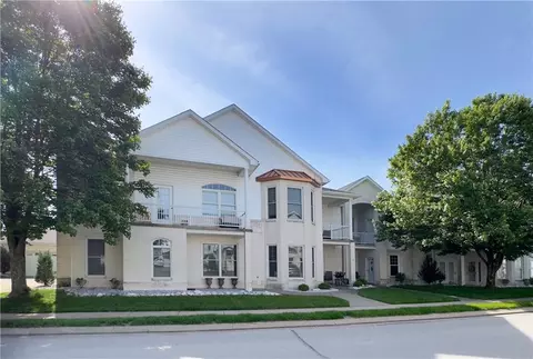 207 Adams Pointe Blvd #2, Mars, PA 16046